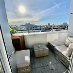 Szafarnia Delux Apartment