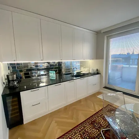 Apartment Szafarnia Delux *