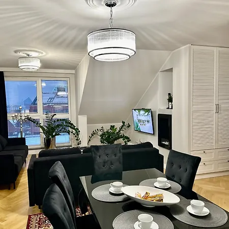 Szafarnia Delux Apartment *